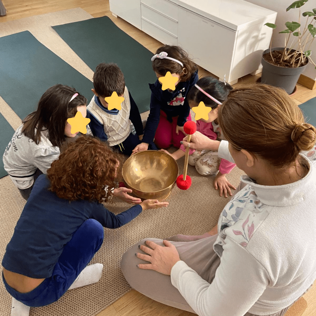 yoga - sport - bambini e ragazzi - Associazione CAF