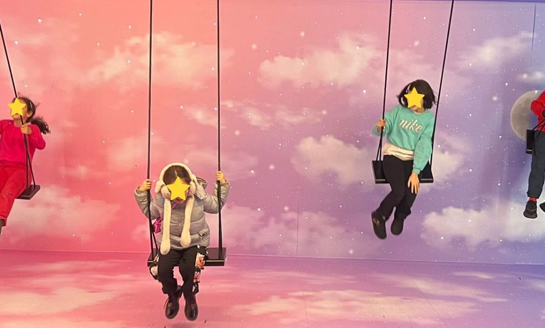 Il cinema, la neve, lo stupore: i momenti più belli delle feste in Comunità